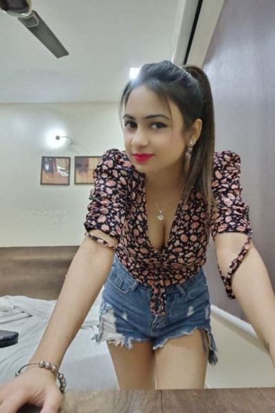 chubby call girls in Daman